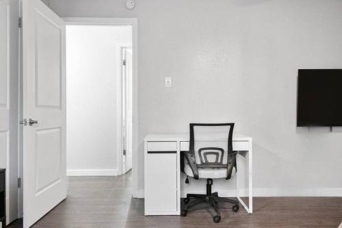Apartamento Hidden 3bdr, 2ba W/pool & King Bed 6 Mins From Dt