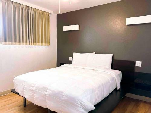 Del Rio Budget Hotel & Studio