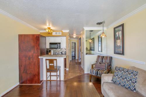 Apartamento Victorian Escape - Serene Condo With Beach Views Condo