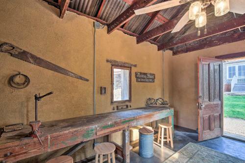 Home Shared Fire Pit, Walk To Mason Square!