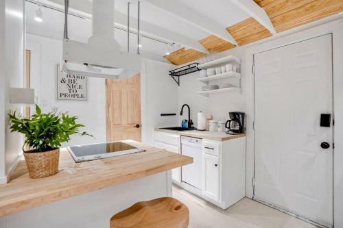 Apartamento Historic Heights Rustic Urban Tiny Cabin
