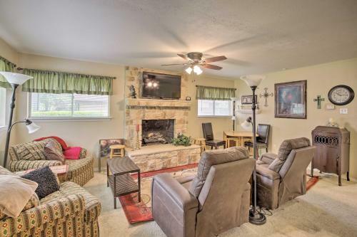 Traditional Richardson Home With Private Yard!