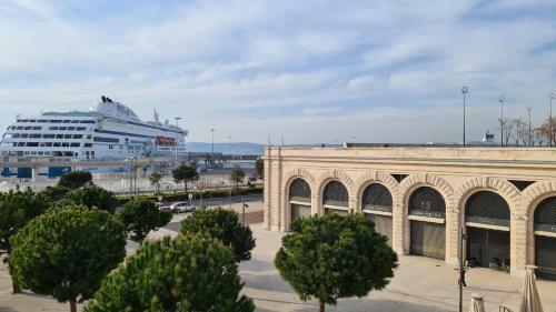 Apartamento The Sunrise - Cozy- Docks- Sea View- Host Provence