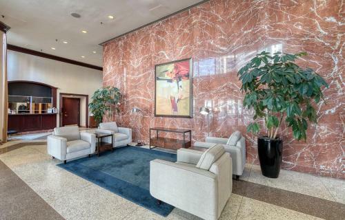 2br Premium Apartment With Gym Parking & Pool By Envitae