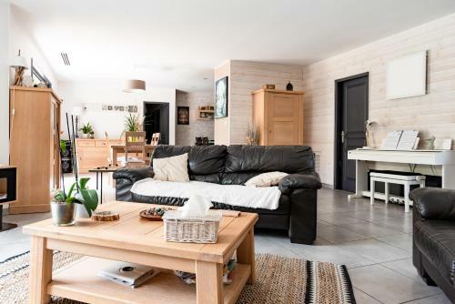 ?magnifique Villa Avec Piscine Spa? Sans Vis � Vis