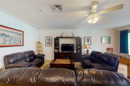 The Sanctuary - Penthouse Paradise 402a