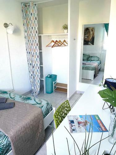 Apartamento Appt Lumineux, Piscine, Wifi