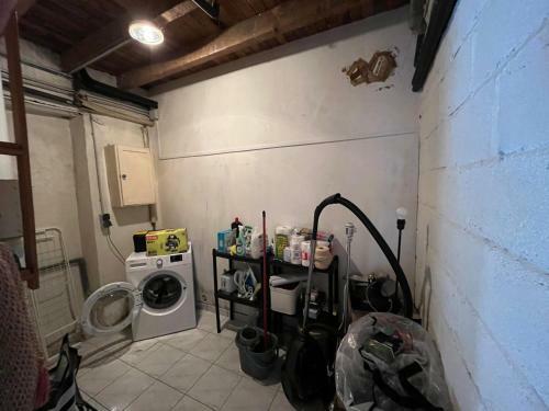 Jolie Maison De Campagne Arbor�e