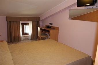 Halanus Hotel And Resort