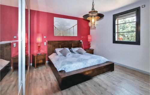 Four-bedroom Holiday Home In St Paul Trois Chateaux