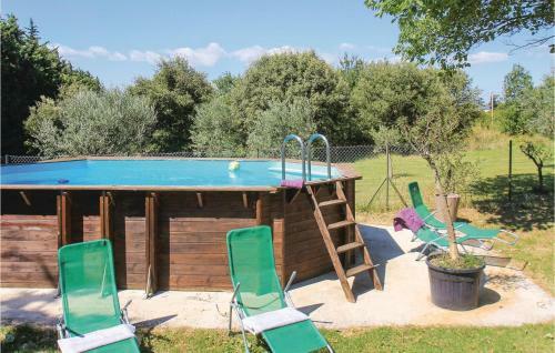 Four-bedroom Holiday Home In St Paul Trois Chateaux