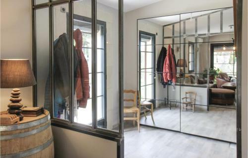 Four-bedroom Holiday Home In St Paul Trois Chateaux