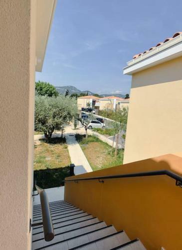 Apartamento Appartement Type Industriel Dans Cadre Proven�al