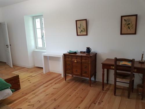 Bed & Breakfast L'airial De Larroque