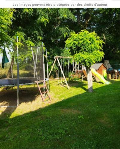 Hostal La Ferme Du Ch�teau Gites Et Chambres D'h�tes