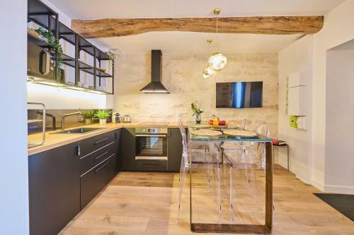 Apartamento Duplex Standing 7min?fontainebleau-insead?45min?paris