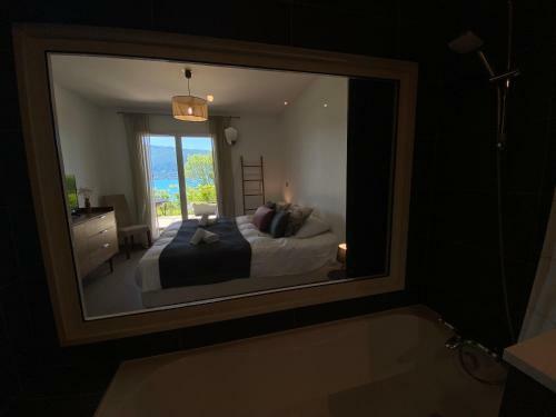 Apartamento Lake & Mountain View - Piscine, Parking, Terrasse