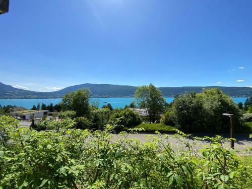 Apartamento Lake & Mountain View - Piscine, Parking, Terrasse