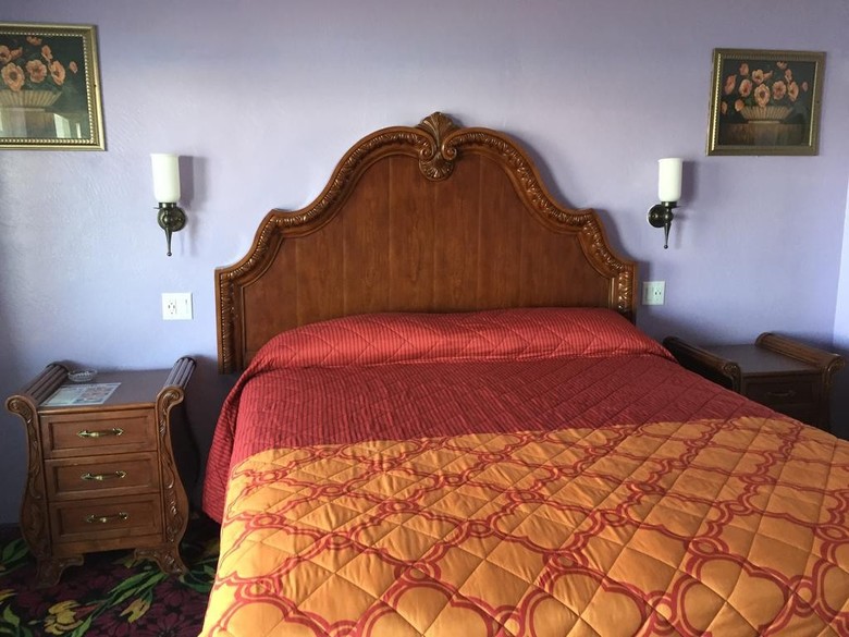 Walden Motel