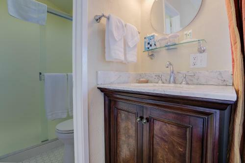 Bed & Breakfast Sandpiper Inn