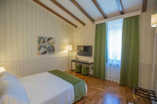 Hotel Lena Boutique Resort - Suite & Spa