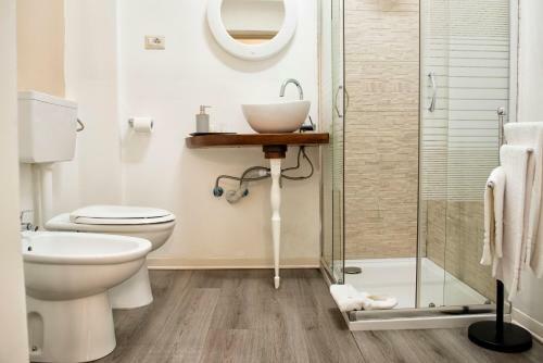 Hostal Corso 151