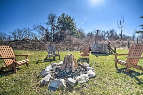 Serene Great Barrington Cottage With Fire Pit!