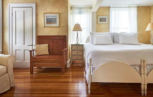 Posada Cliff Lodge