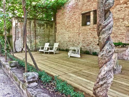 Hostal Palazzo Mantua Benavides Suites & Apartments