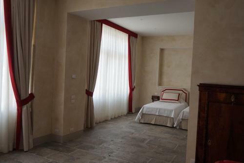 Hostal Palazzo Mantua Benavides Suites & Apartments