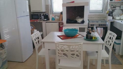 Ostuni, Villa Roma Con Piscina, 4 Camere, 4 Bagni, 8 Posti