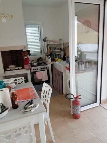 Ostuni, Villa Roma Con Piscina, 4 Camere, 4 Bagni, 8 Posti