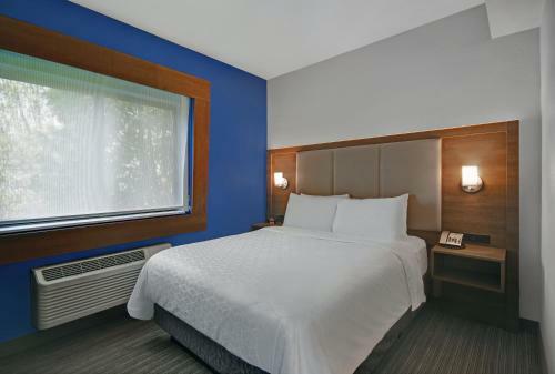 Holiday Inn Express Adrian, An Ihg Hotel