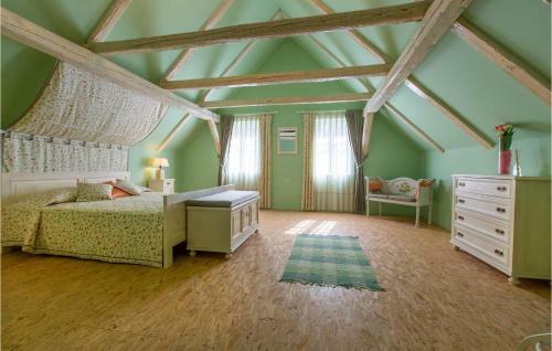 Beautiful Home In Kocevska Reka With 4 Bedrooms