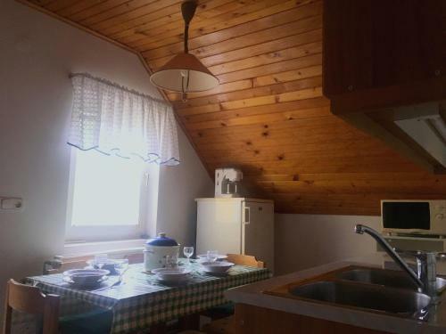 Villa Sebesty�n Apartments