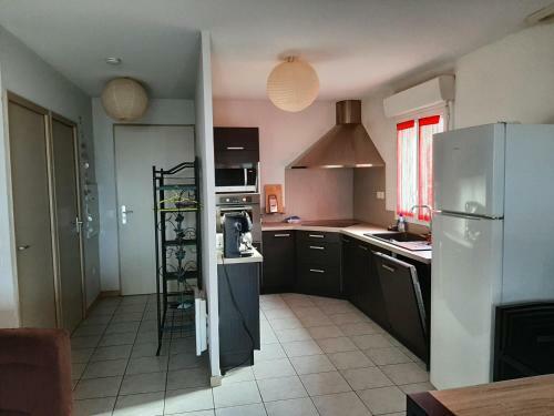 Villa Angresse, 3 Bedrooms, 7 Persons - Fr-1-239-689