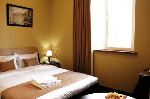 Sisno Hotel