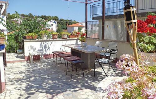 Nice Apartment In Pula With 2 Bedrooms