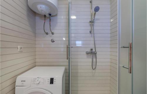 Nice Apartment In Pula With Wifi And 2 Bedrooms