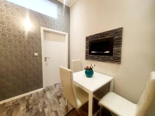 Lulu Apartments