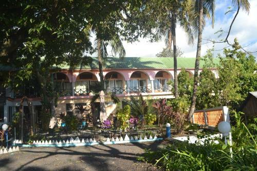 Hotel H�tel Les Arcades