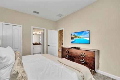 Scream Luxury Champion Gates Sleep 22