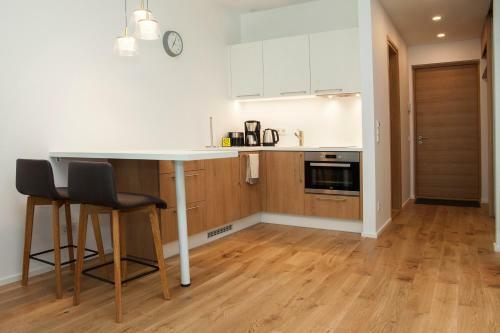Riverside Apartment 3