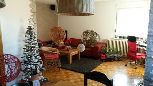 Exit Happy Tribe Apartment