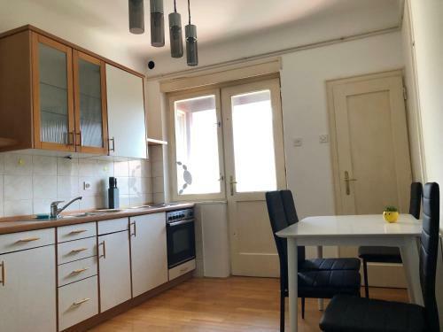 Apartamento Roseman - Small Open Flat In The City Centre