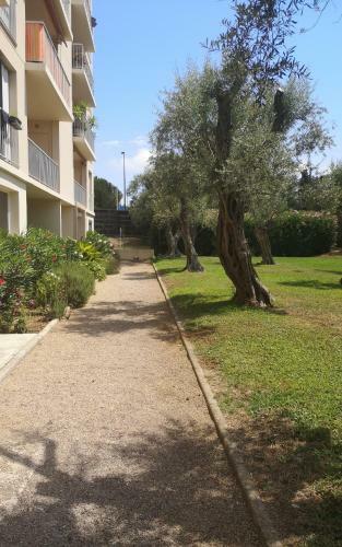 Apartamento Studio Near Beaches With Free Parking By Weekome