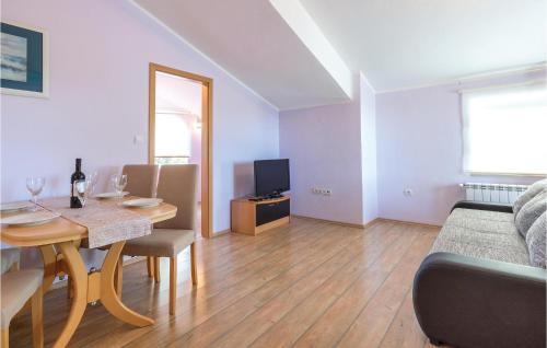 One-bedroom Apartment In Fazana