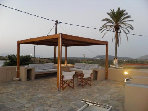 Kytherian Traditional Home