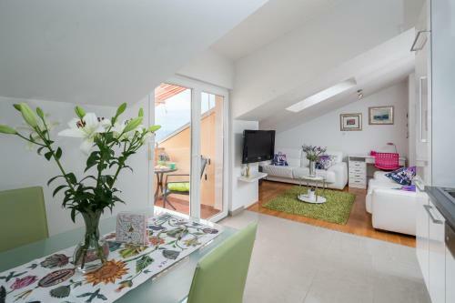 Apartment Leani