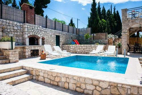 Villa Kameni Dvori